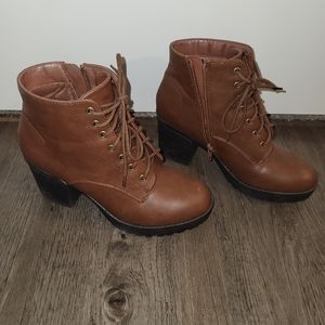 Women's Boots
